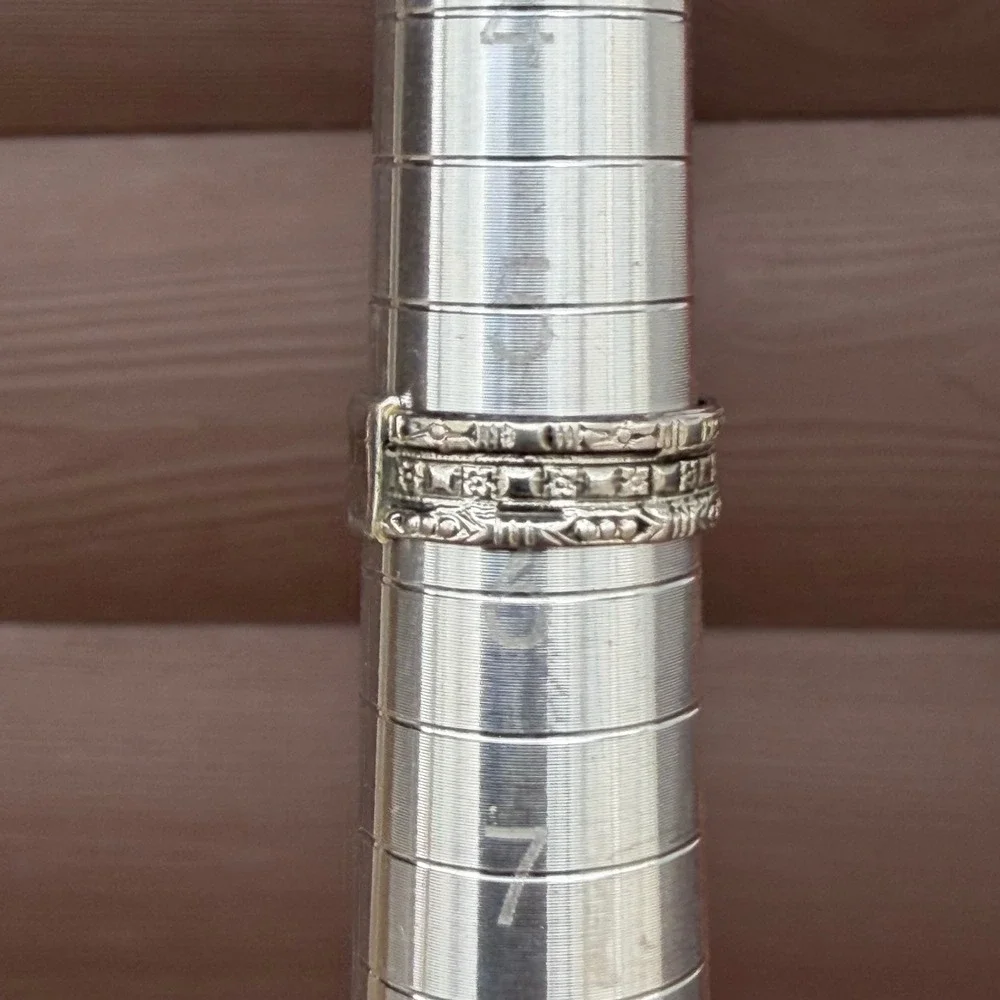 Avon Stacked Band Ring Women Size 5.5 Silver Tone Embossed Ornate Vintage